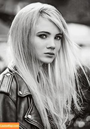 Freya Allan photo #0646