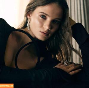 Freya Allan photo #0656