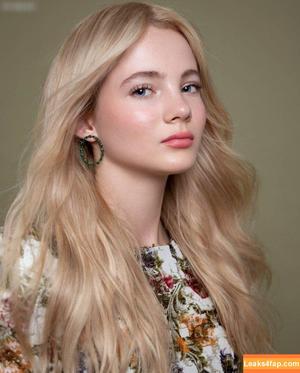 Freya Allan photo #0661