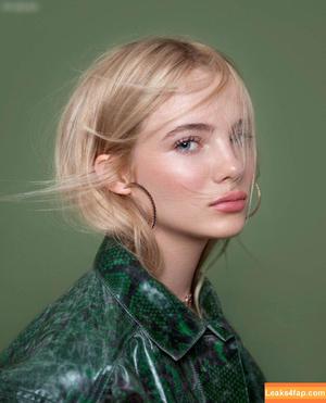 Freya Allan photo #0663
