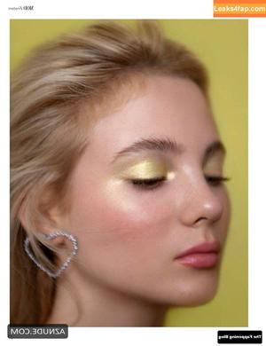 Freya Allan фото #0965