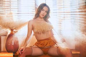 Freya Parker photo #0414