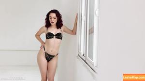 Freya Parker фото #0483