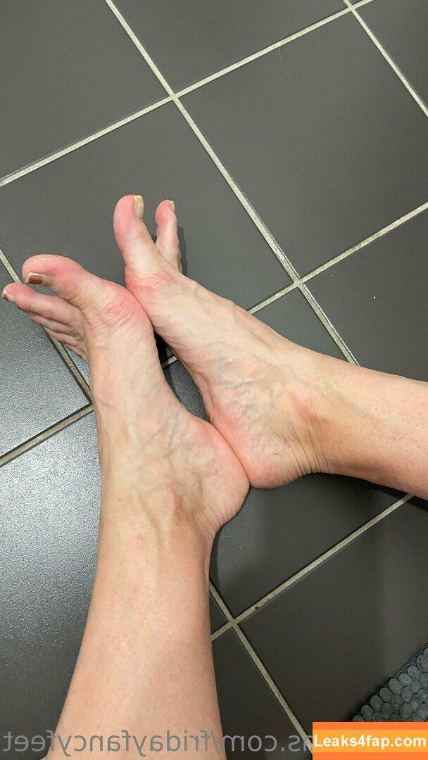 fridayfancyfeet /  leaked photo photo #0084