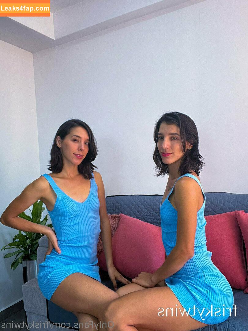 Frisky Twins / FriskyAna / FriskyIsa / frisky_ana / friskytwins leaked photo photo #0081