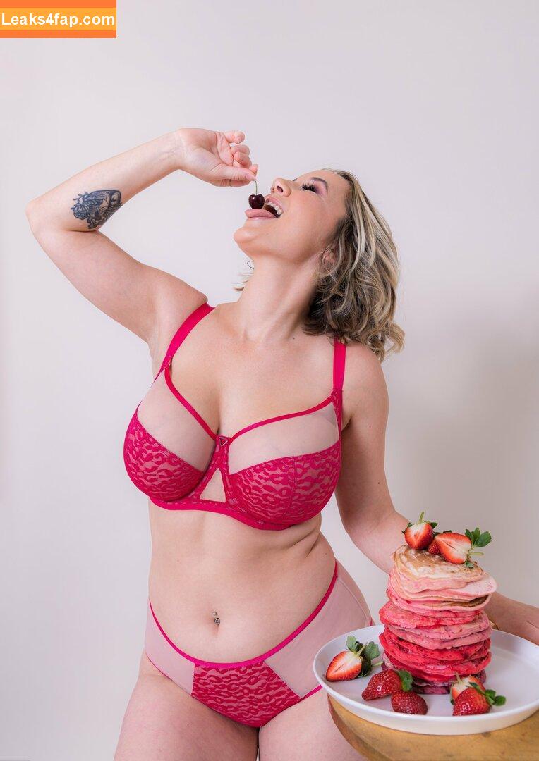 fullerbustbestie / Lynn St. Jean / Saterra leaked photo photo #0075