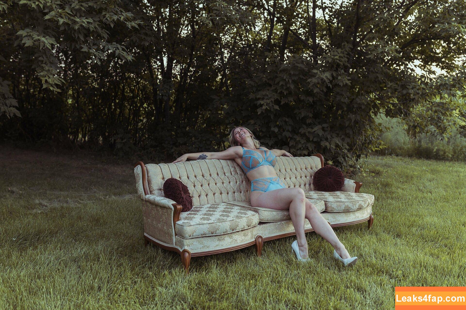 fullerbustbestie / Lynn St. Jean / Saterra слитое фото фото #0095