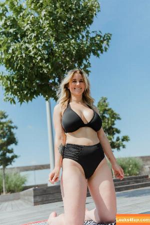 fullerbustbestie фото #0066