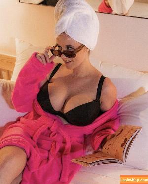 fullerbustbestie фото #0082