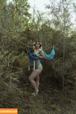 fullerbustbestie фото #0111