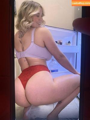 fullerbustbestie фото #0177