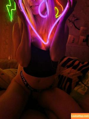 funsnail photo #0328