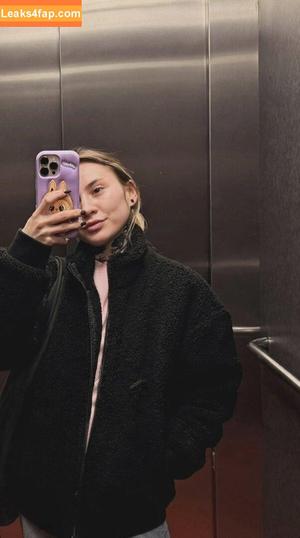 Future_star Elizabeth photo #0050