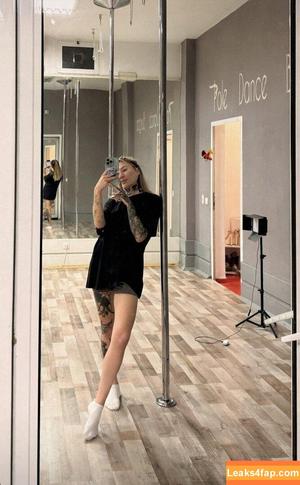 Future_star Elizabeth photo #0053