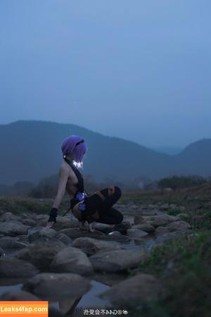 g44gallery photo #0825