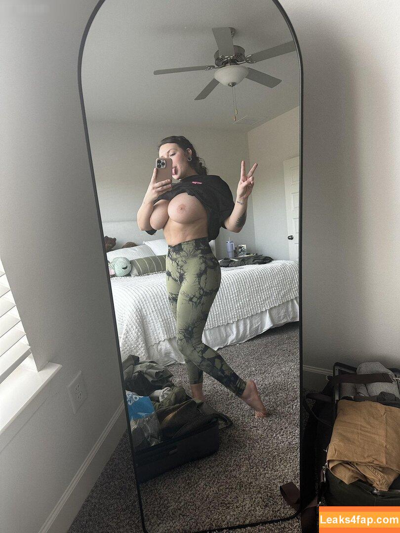 Gabby Stone / gabbystonevip / itsgabbystone / littlebarbellbimbo / skyress_vip leaked photo photo #0195