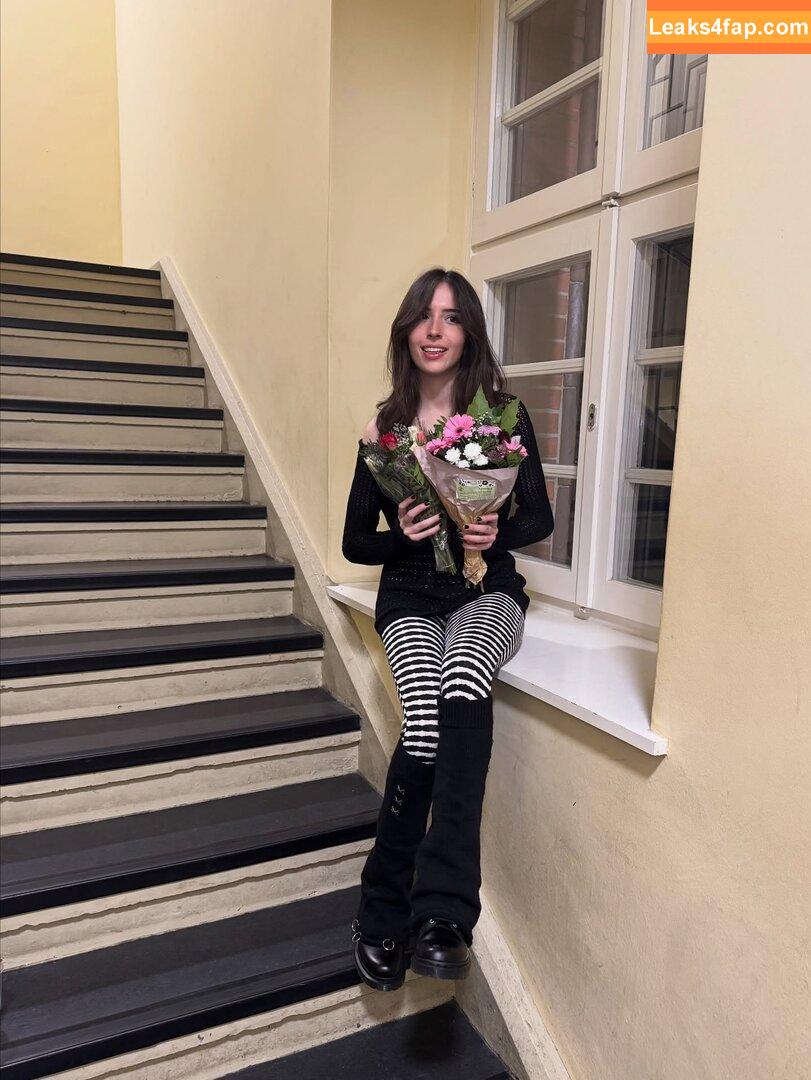 Gabriela Bee / Gabi Bee / gabrielabee leaked photo photo #0142