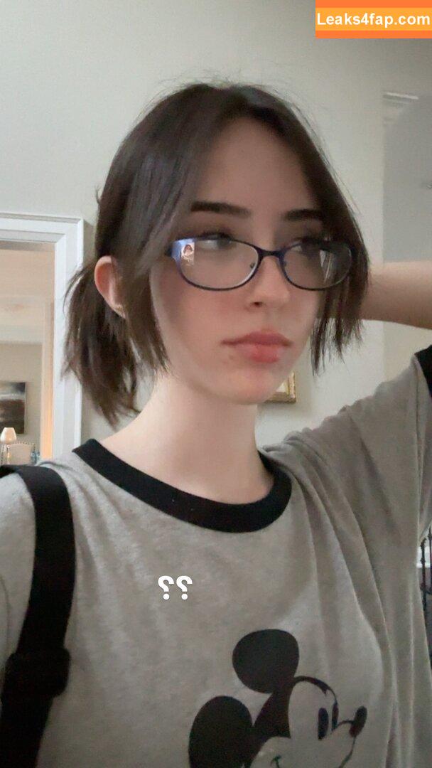 Gabriela Bee / Gabi Bee / gabrielabee leaked photo photo #0149