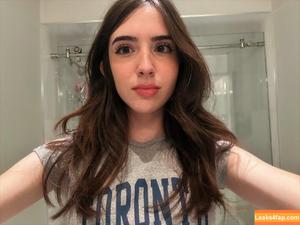 Gabriela Bee photo #0130