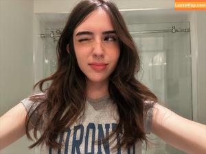 Gabriela Bee photo #0131