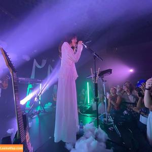 Gabriela Bee photo #0136