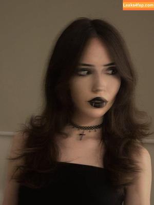 Gabriela Bee photo #0157