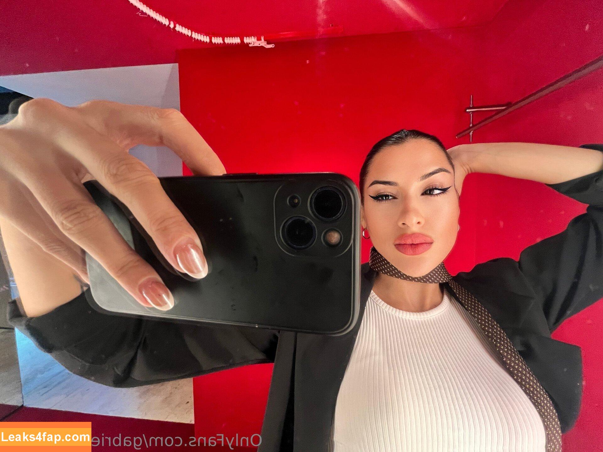 gabriela_morales /  leaked photo photo #0032