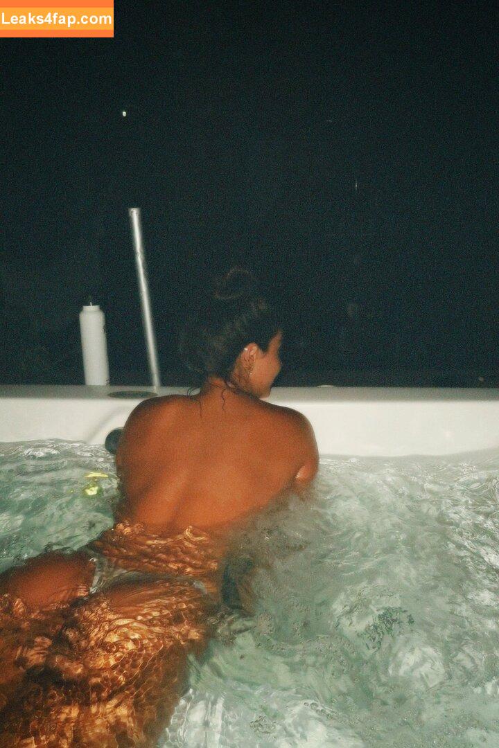 Gabriela Versiani / gabrielaversiani leaked photo photo #0015