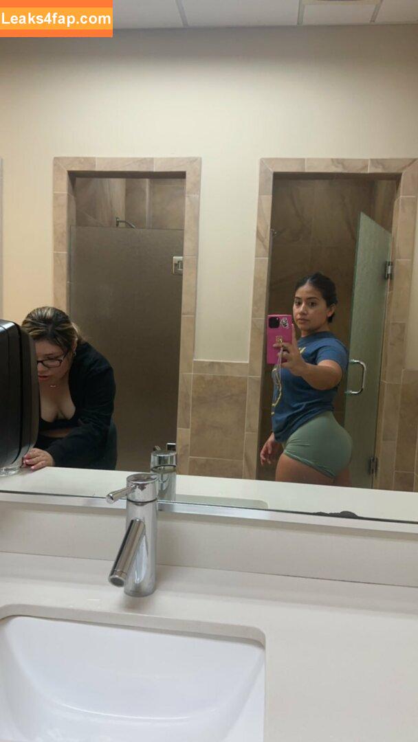 Gabrielamhdzz / gabimhdzz9 leaked photo photo #0002