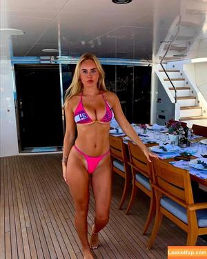 Gabriella Davies photo #0170