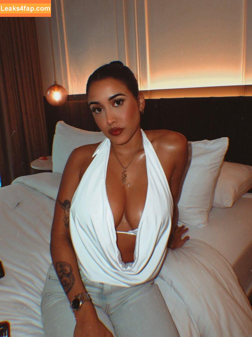 Gabrielle Fecura / gbabycakes / savorgabrielle leaked photo photo #0023