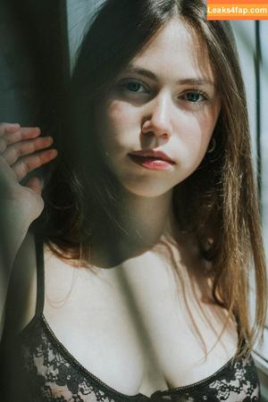 Gal Faktor photo #0019