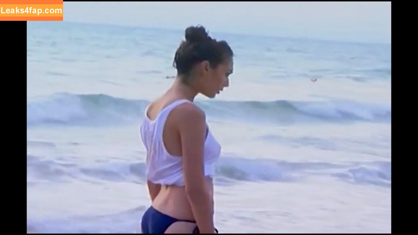 Gal Gadot / gal_gadot / https: / inked_hriss leaked photo photo #0029