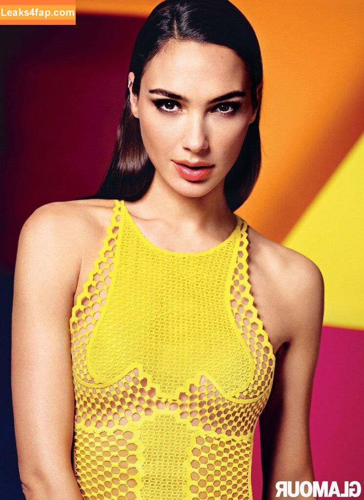Gal Gadot / gal_gadot / https: / inked_hriss leaked photo photo #0114
