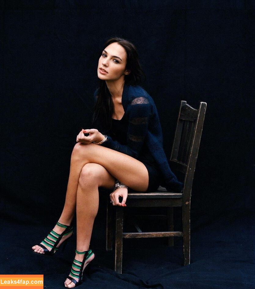 Gal Gadot / gal_gadot / https: / inked_hriss leaked photo photo #0130