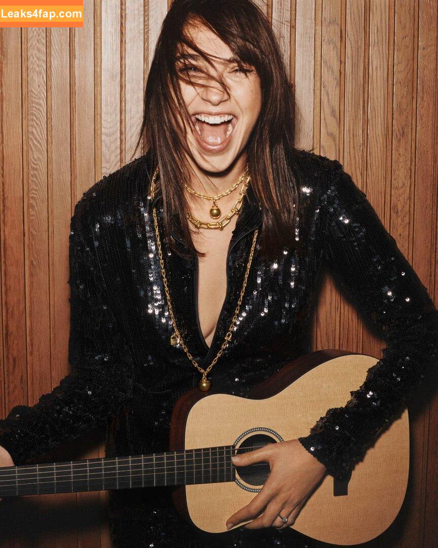 Gal Gadot / gal_gadot / https: / inked_hriss leaked photo photo #0213