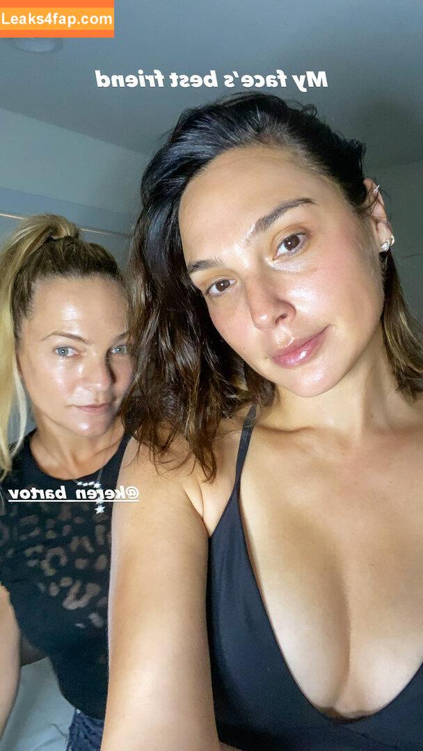 Gal Gadot / gal_gadot / https: / inked_hriss leaked photo photo #0217