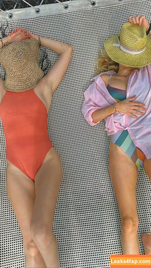 Gal Gadot / gal_gadot / https: / inked_hriss leaked photo photo #0397