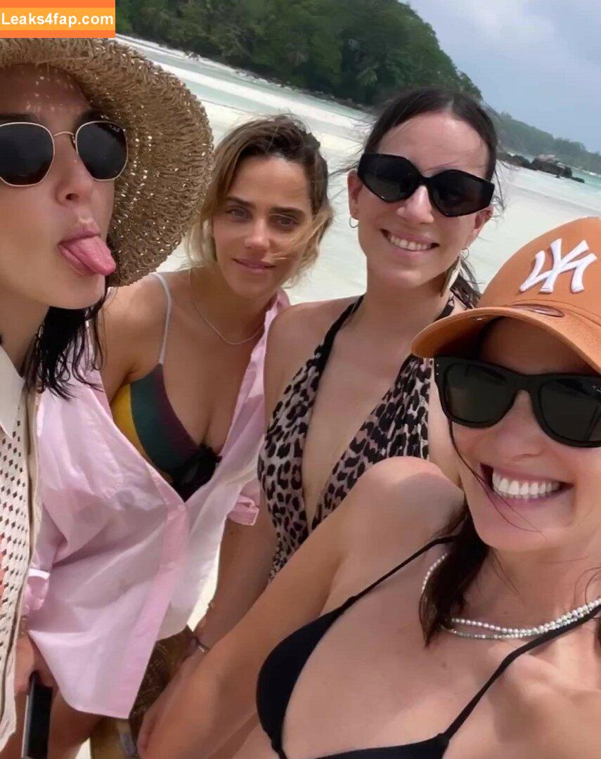 Gal Gadot / gal_gadot / https: / inked_hriss leaked photo photo #0411