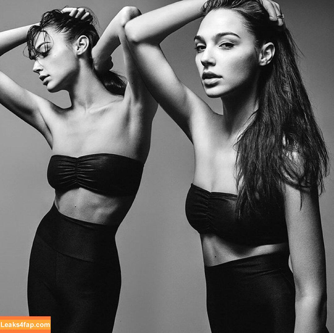 Gal Gadot / gal_gadot / https: / inked_hriss leaked photo photo #0478