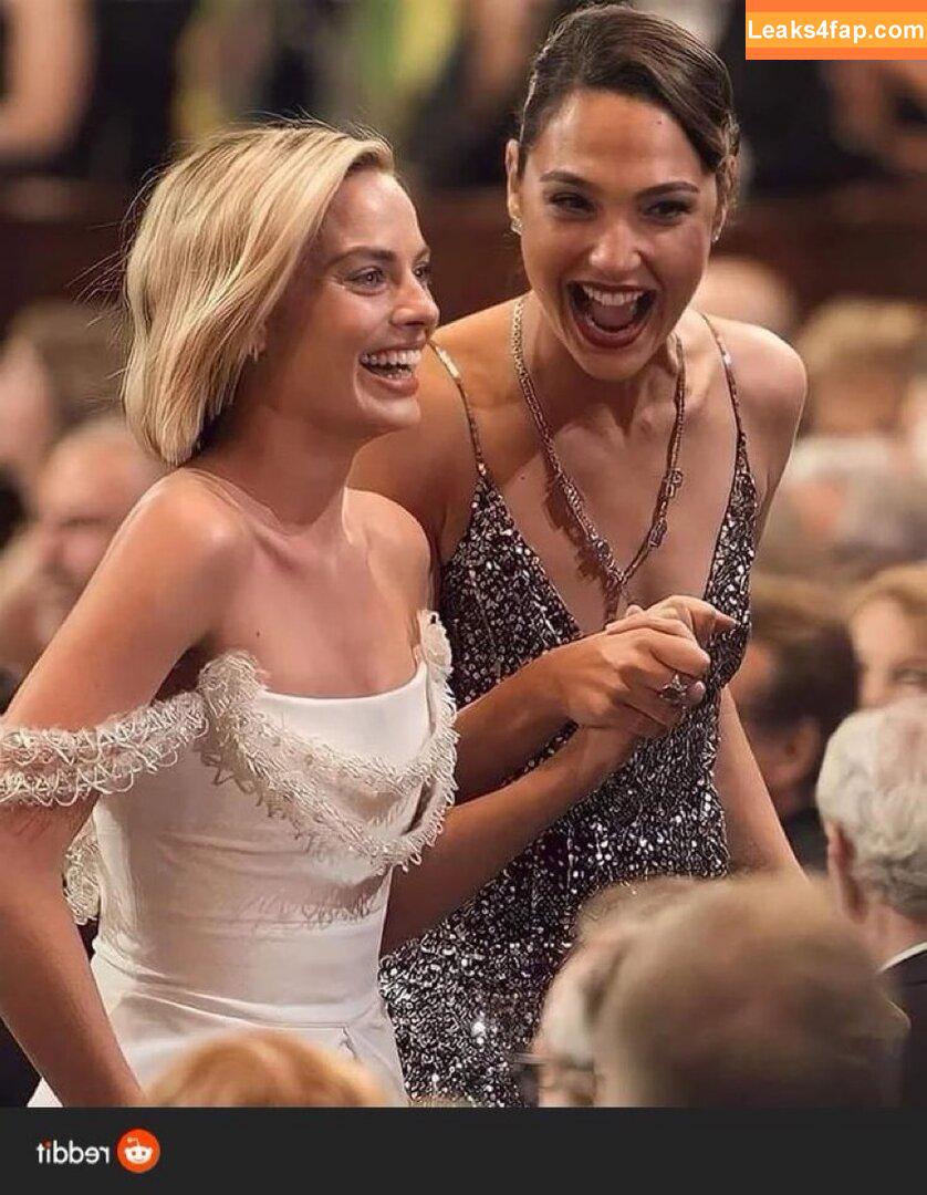 Gal Gadot / gal_gadot / https: / inked_hriss leaked photo photo #0479