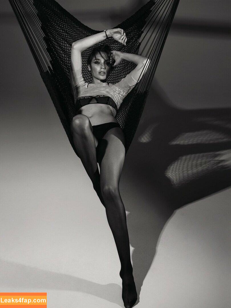 Gal Gadot / gal_gadot / https: / inked_hriss leaked photo photo #0484