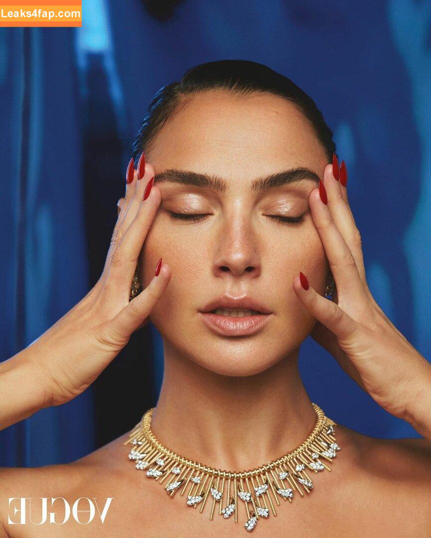 Gal Gadot / gal_gadot / https: / inked_hriss leaked photo photo #0501