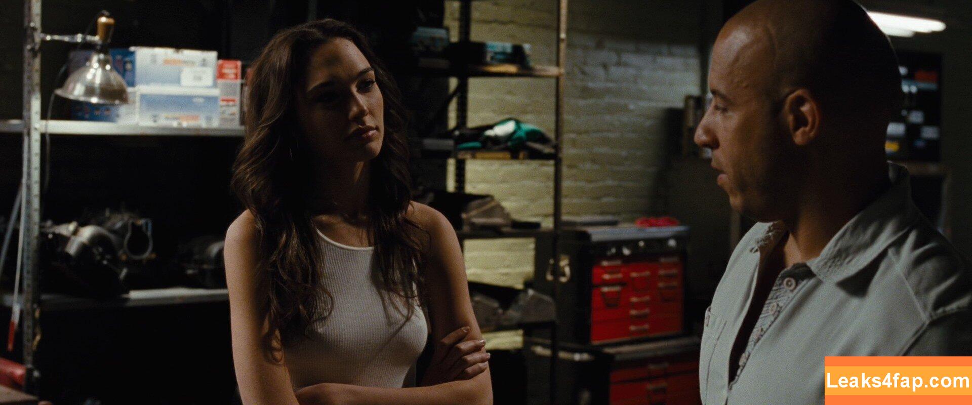 Gal Gadot / gal_gadot / https: / inked_hriss leaked photo photo #0700