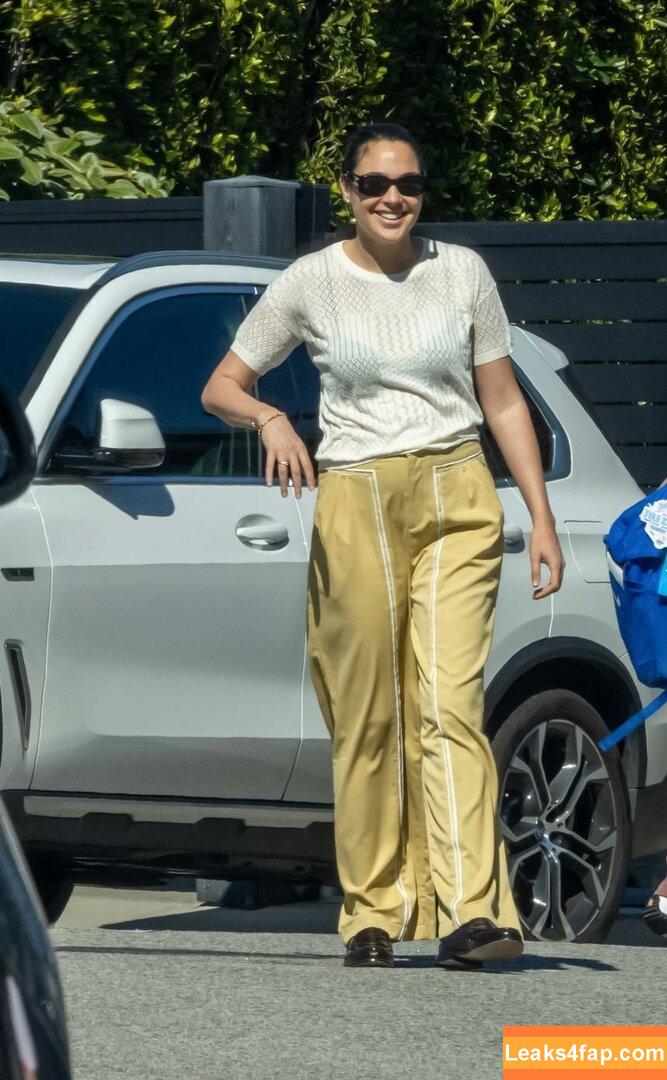 Gal Gadot / gal_gadot / https: / inked_hriss leaked photo photo #0723