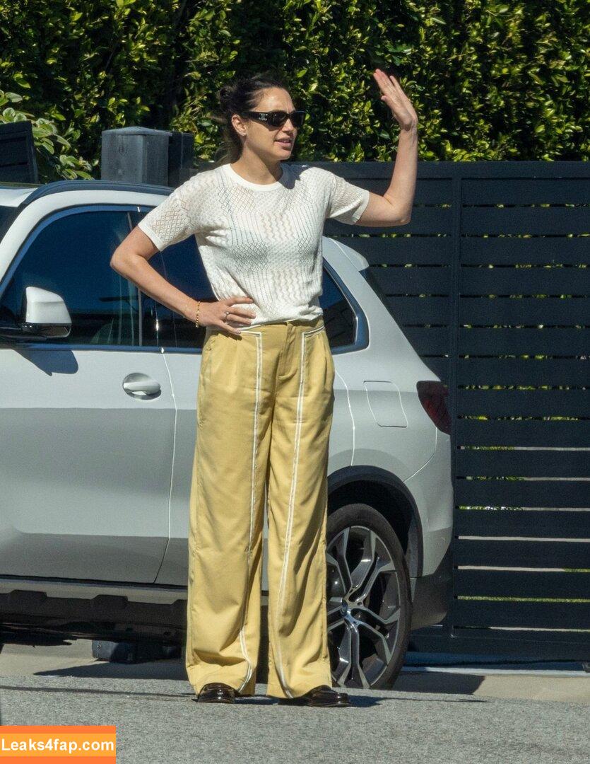 Gal Gadot / gal_gadot / https: / inked_hriss leaked photo photo #0727