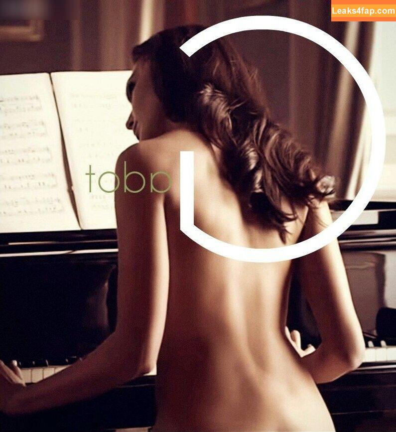 Gal Gadot / gal_gadot / https: / inked_hriss leaked photo photo #0761