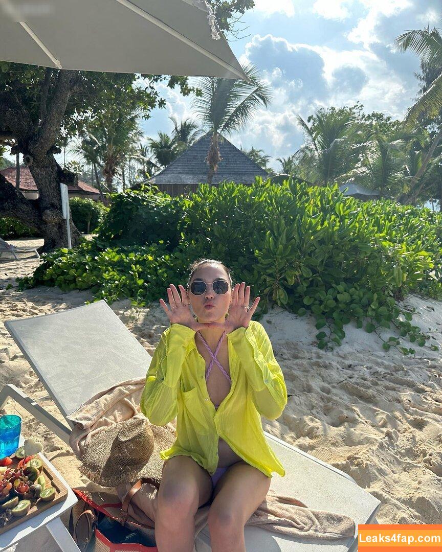 Gal Gadot / gal_gadot / https: / inked_hriss leaked photo photo #0783