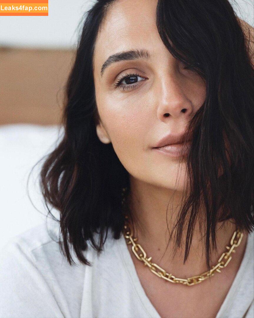 Gal Gadot / gal_gadot / https: / inked_hriss leaked photo photo #0801