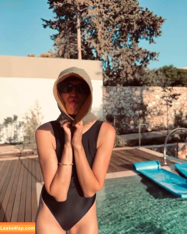 Gal Gadot / gal_gadot / https: / inked_hriss leaked photo photo #0807